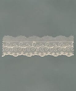 Spitze aus Baumwolltüll
